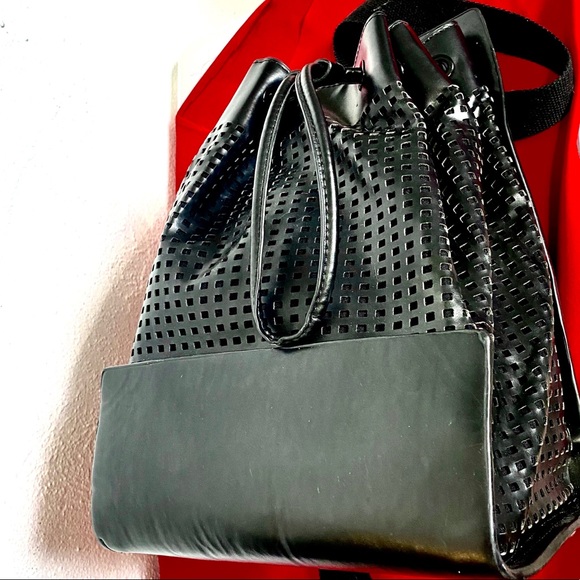 Zara shiny black leather caged cut out backpack purse. - Picture 7 of 11